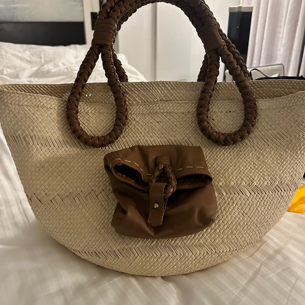 JOHANNA ORTIZ Poetry of earth palm beach/tote bag
